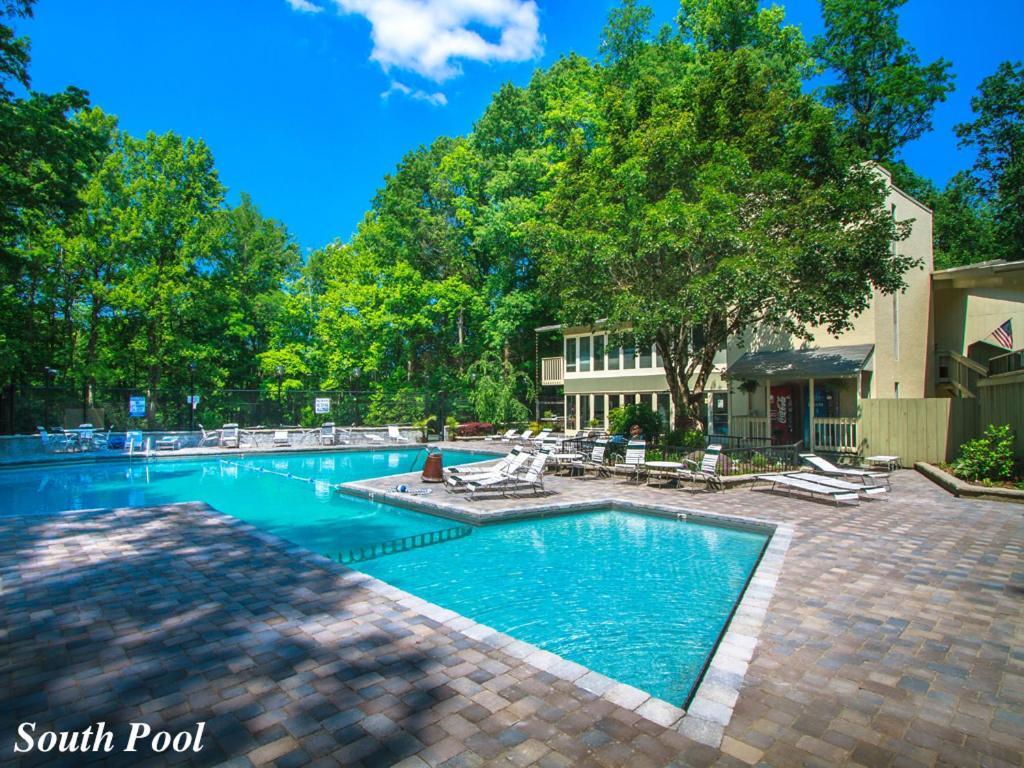 Great Expectations, 3 Bedrooms, Fireplace, Pool Table, Hot Tub, Sleeps 10 蓋特林堡 外观 照片