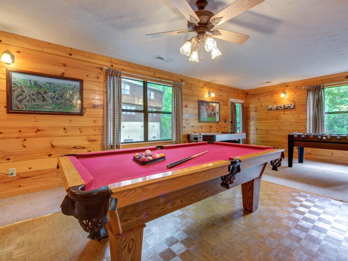 Great Expectations, 3 Bedrooms, Fireplace, Pool Table, Hot Tub, Sleeps 10 蓋特林堡 外观 照片