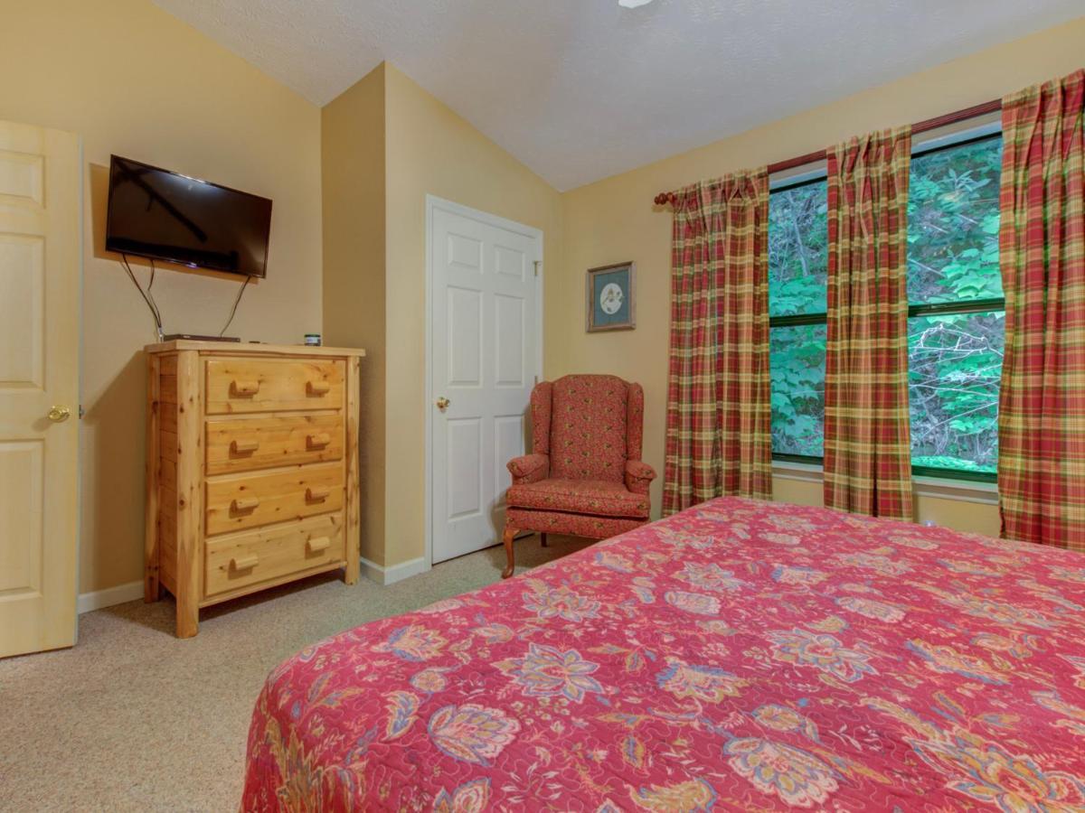 Great Expectations, 3 Bedrooms, Fireplace, Pool Table, Hot Tub, Sleeps 10 蓋特林堡 外观 照片
