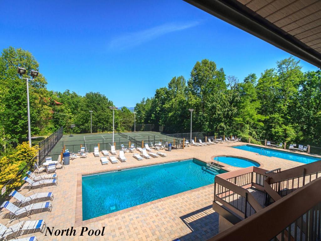 Great Expectations, 3 Bedrooms, Fireplace, Pool Table, Hot Tub, Sleeps 10 蓋特林堡 外观 照片