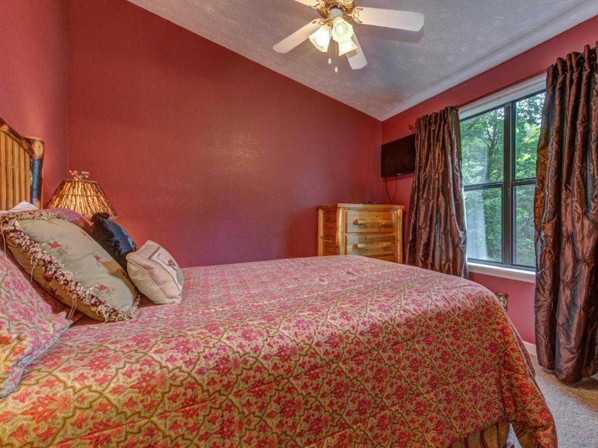 Great Expectations, 3 Bedrooms, Fireplace, Pool Table, Hot Tub, Sleeps 10 蓋特林堡 外观 照片